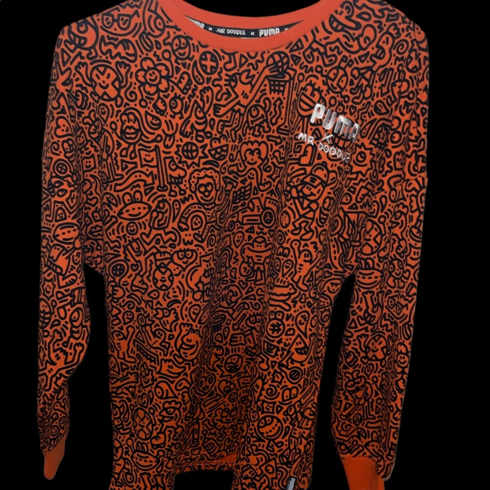 Puma Mr. Doodle crew neck sweatshirt size Medium